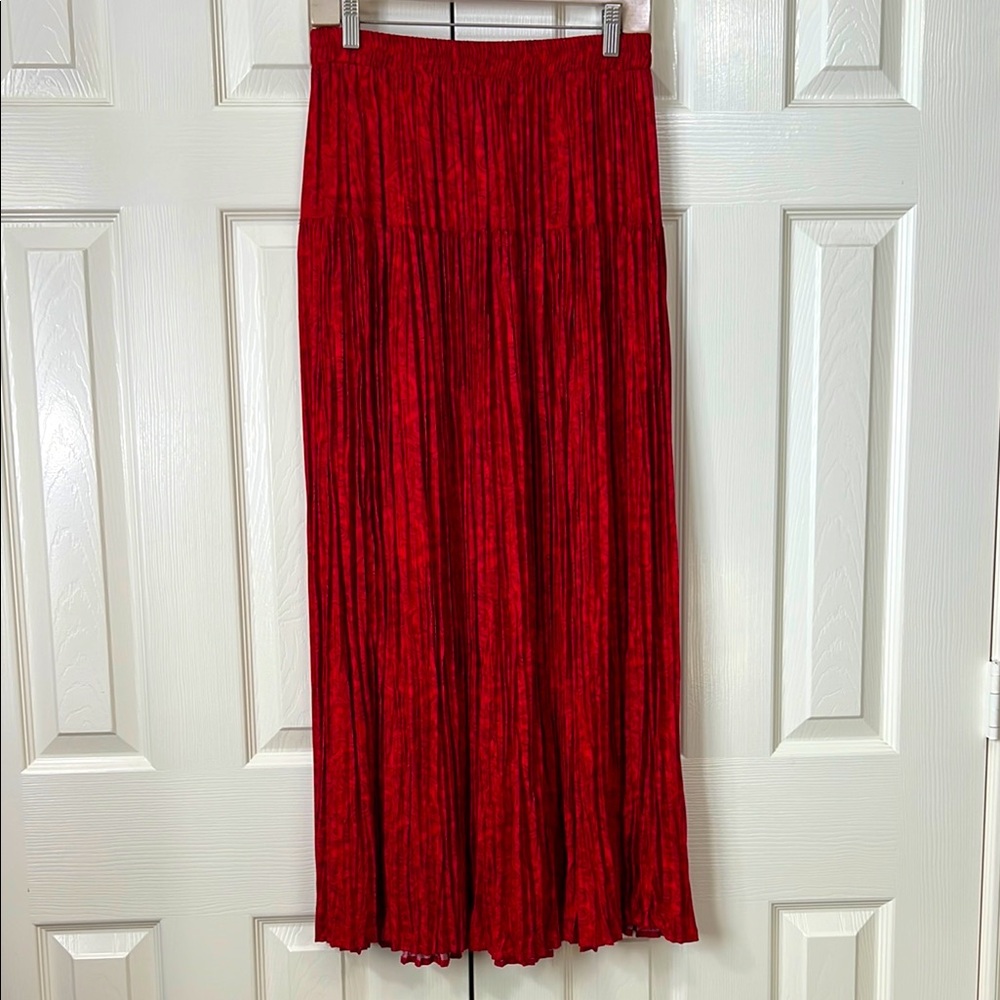 Sharon Young Red Print Pleated Maxi Broom Skirt Sz Medium